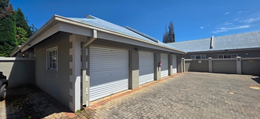 3 Bedroom Property for Sale in Kannoniers Park North West